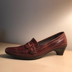 PIKOLINOS OLMO BROWN LEATHER LOW HEELS
